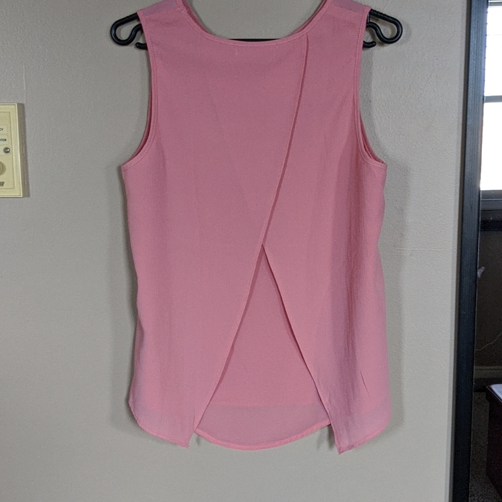 Top - Picture 2 of 2